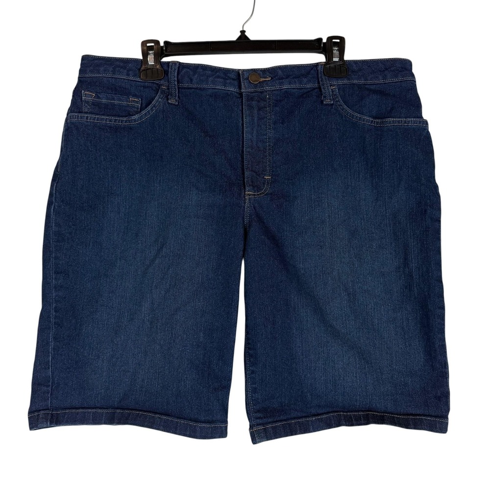 Riders By Lee Bermuda Shorts Womens 18M Blue Denim Stretch 5 Pocket Zip Fly Y2K